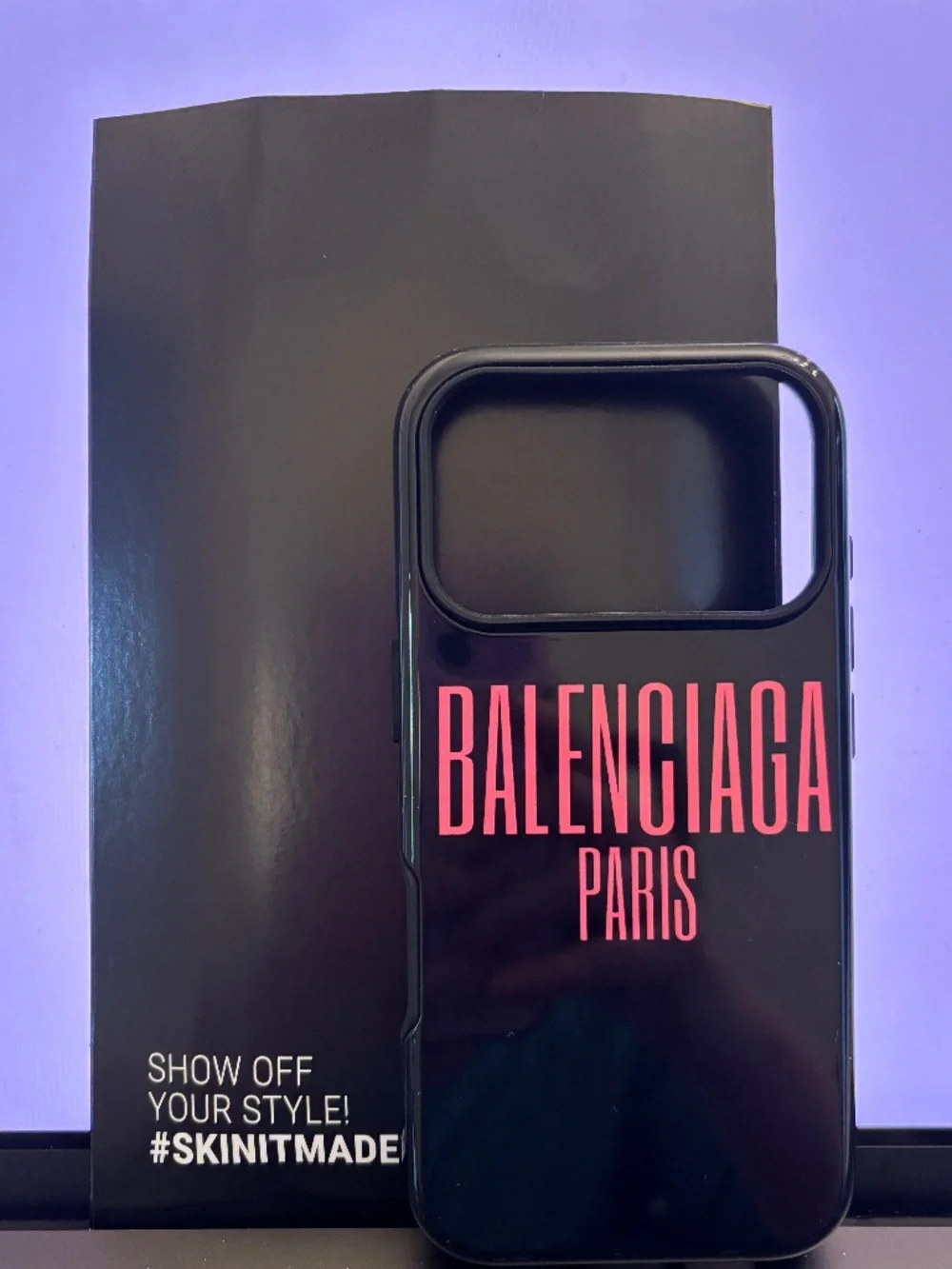 NEW- Skinit iPhone 17 Custom Skin
